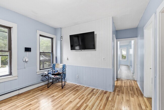 Building Photo - 27-29 Chadwick St