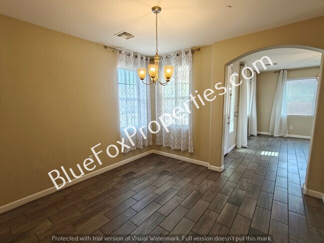 Building Photo - 8545 N Gaetano Loop