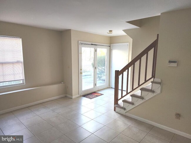 Building Photo - 9386 Van Arsdale Dr