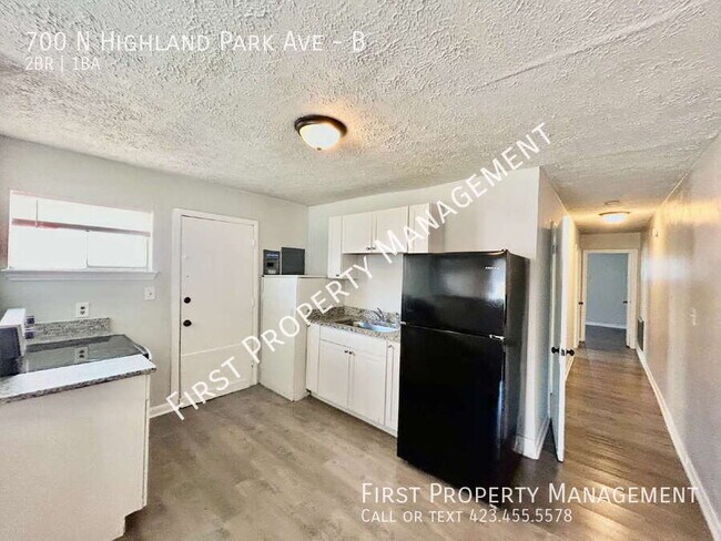 Building Photo - 700 N Highland Park Ave