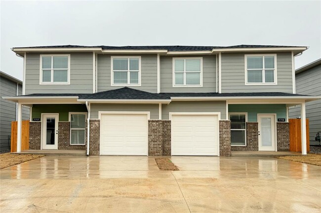 Building Photo - 7717 Owen Ln