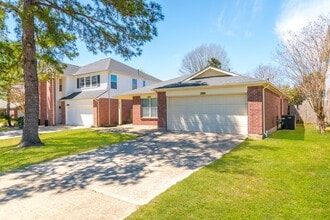 Building Photo - 914 Parsonfield Ct