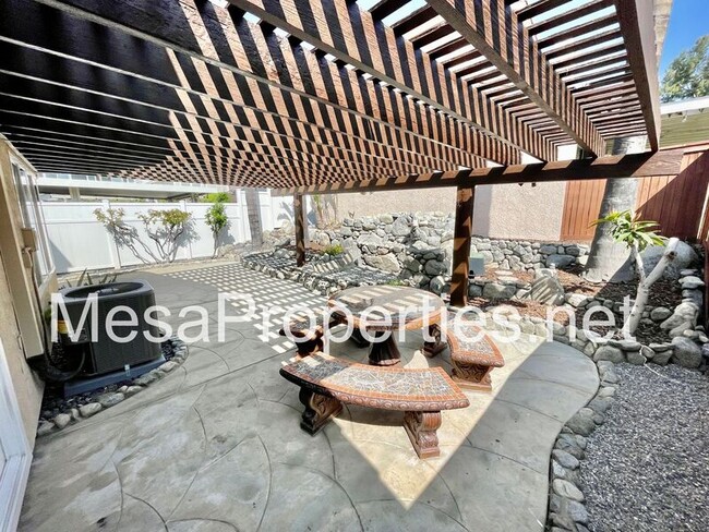 Building Photo - 4342 Ironwood Dr