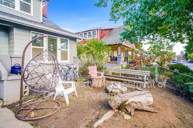 Building Photo - 5257 N Harvard St