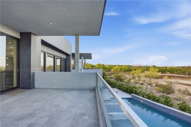 Building Photo - 98 Sun Glow Ln