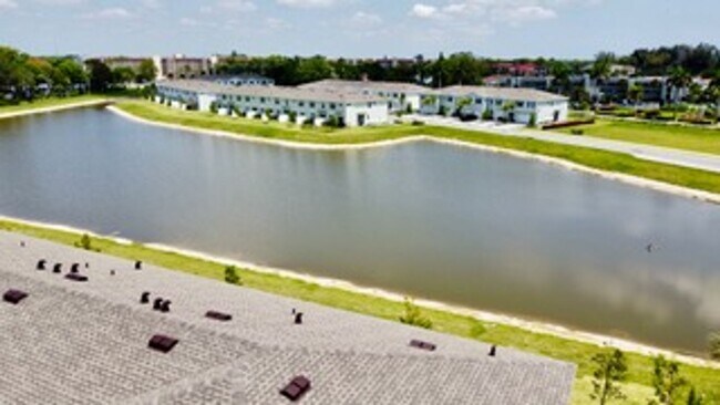 Building Photo - Brand new Townhome centrally located in La...