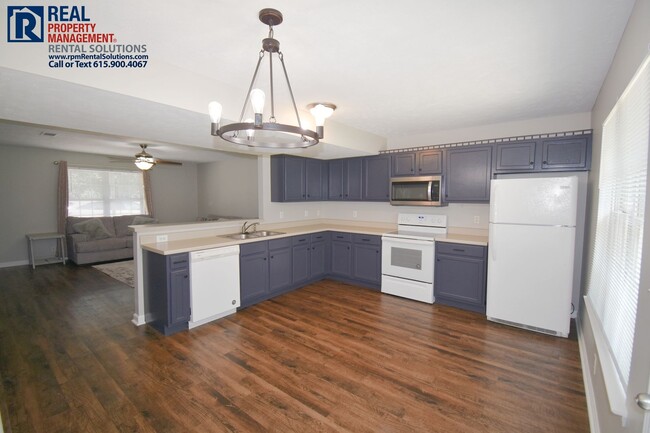 Building Photo - 2027 Bradyville Pike