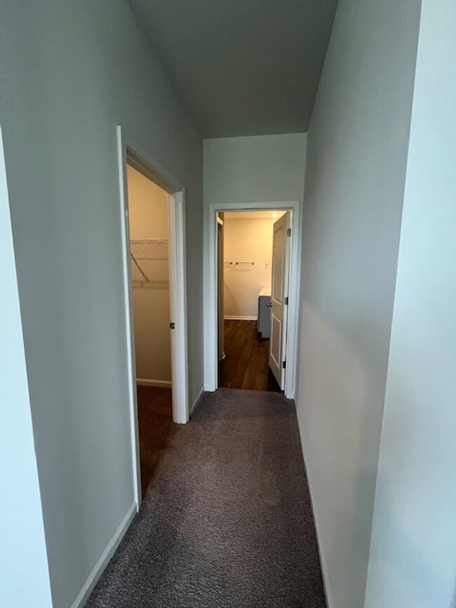 Building Photo - 3 Bedroom Home in Waterside Community of S...