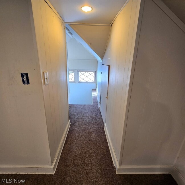 Building Photo - 3842 Parkdale Rd