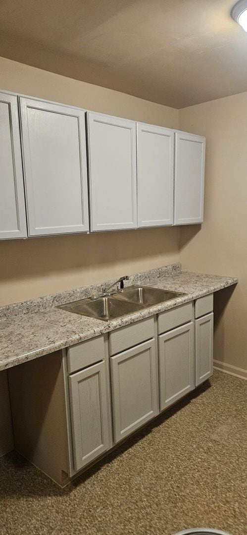 Building Photo - Charming 3BR House in Chicago