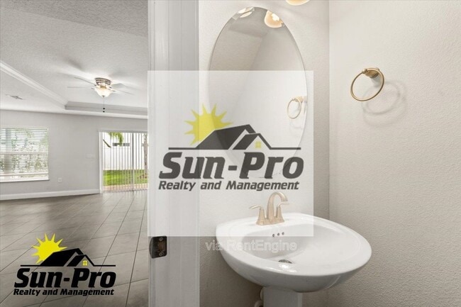 Building Photo - 5134 Taylor Ave