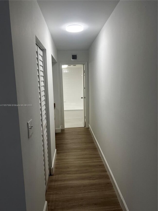 Building Photo - 14368 SW 98th Terrace