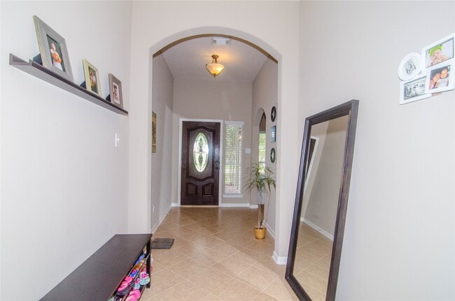 Building Photo - 26610 Heatherbriar Ln