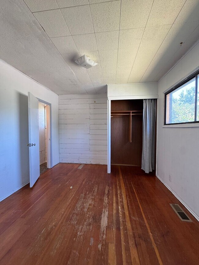 Building Photo - 509 N Cle Elum St