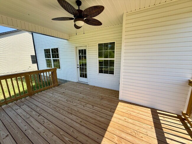 Building Photo - 174 Dewberry Rd