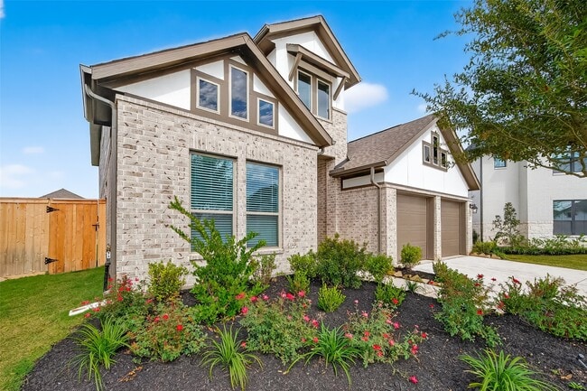 Building Photo - 411 Sunlit Vly Cir