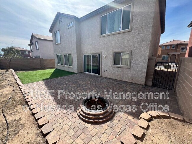 Building Photo - 5308 Las Cruces Heights St