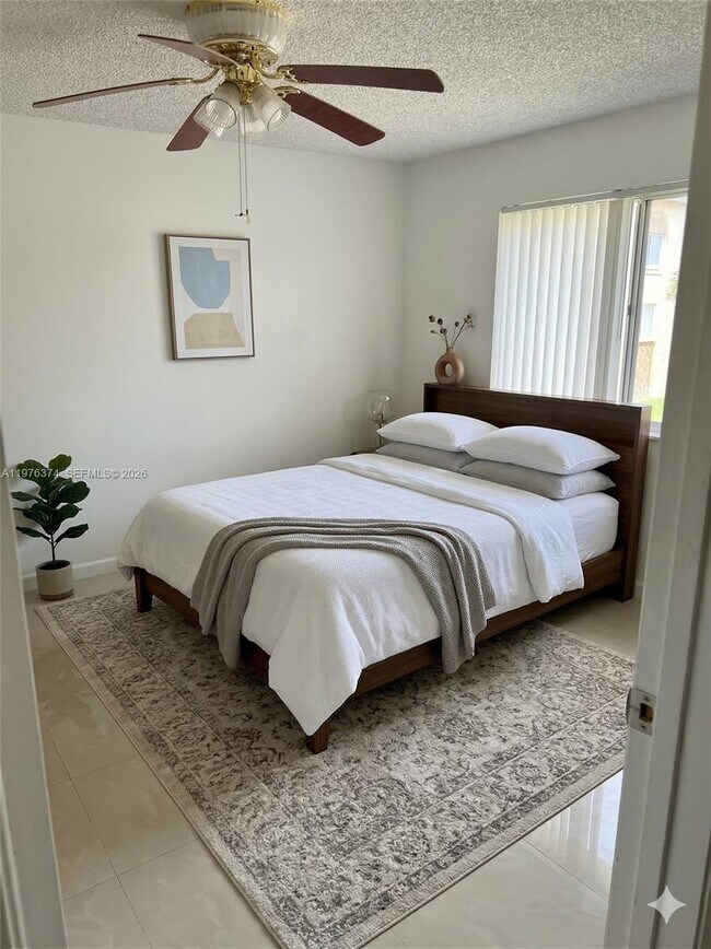 Building Photo - 15780 SW 106th Terrace