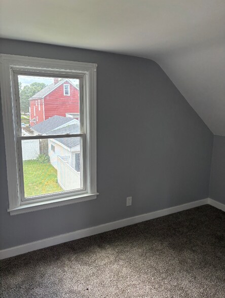 Building Photo - 151 Whitehall Ave