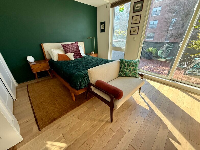 Building Photo - 3916 14th St NW