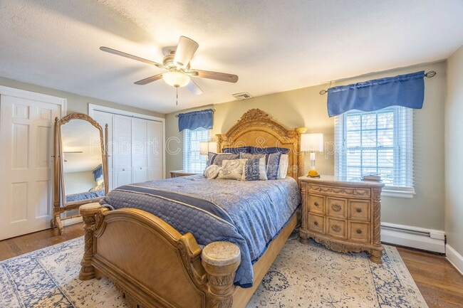 Building Photo - 4 Trotwood Dr