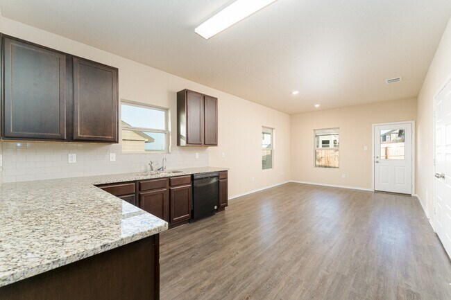 Building Photo - 2020 Cassiopeia Bend