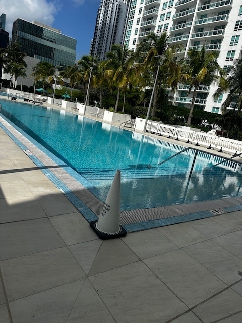 Building Photo - 950 Brickell Bay Dr