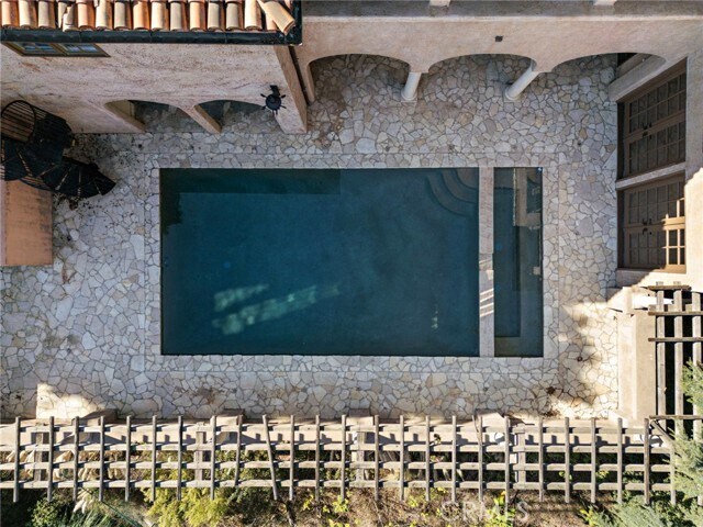 Building Photo - 1316 Beverly Grove Pl