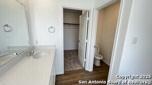 Building Photo - 612 Waterway Ave