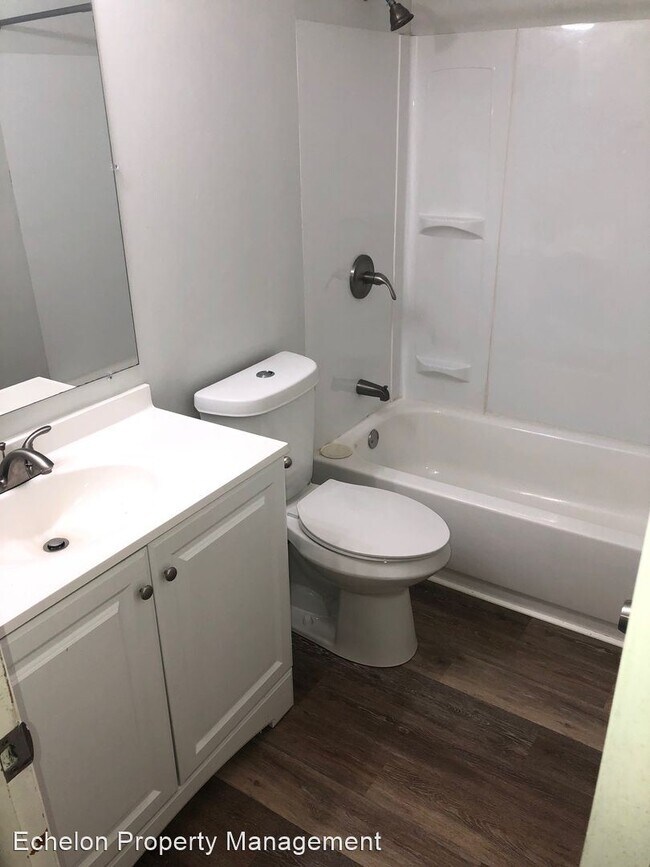 Building Photo - 3 br, 2 bath House - 919 Walnut St.