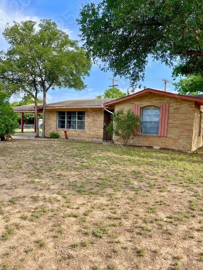 Primary Photo - 1523 Viewridge Dr