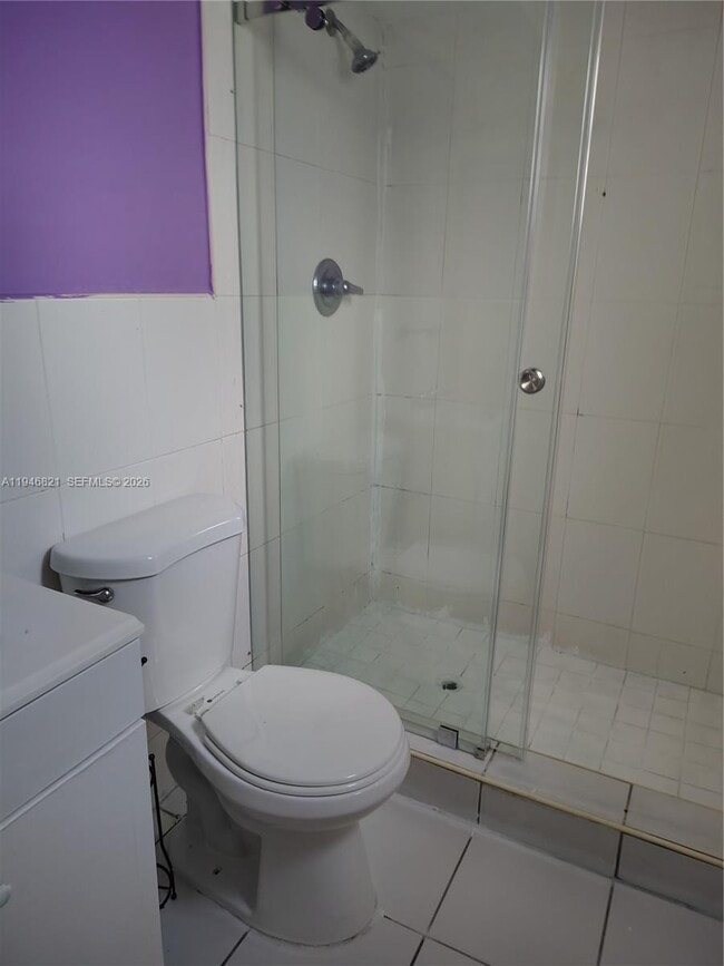 Building Photo - 1350 NE 119th St