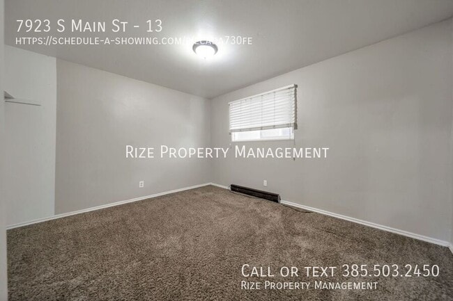 Building Photo - 7923 S Main St