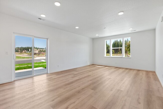 Building Photo - New construction rancher home!