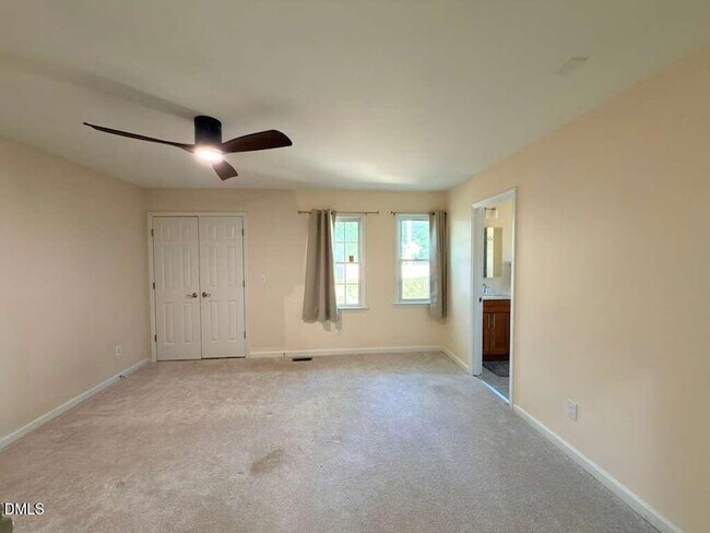 Building Photo - 109 E Seve Ct