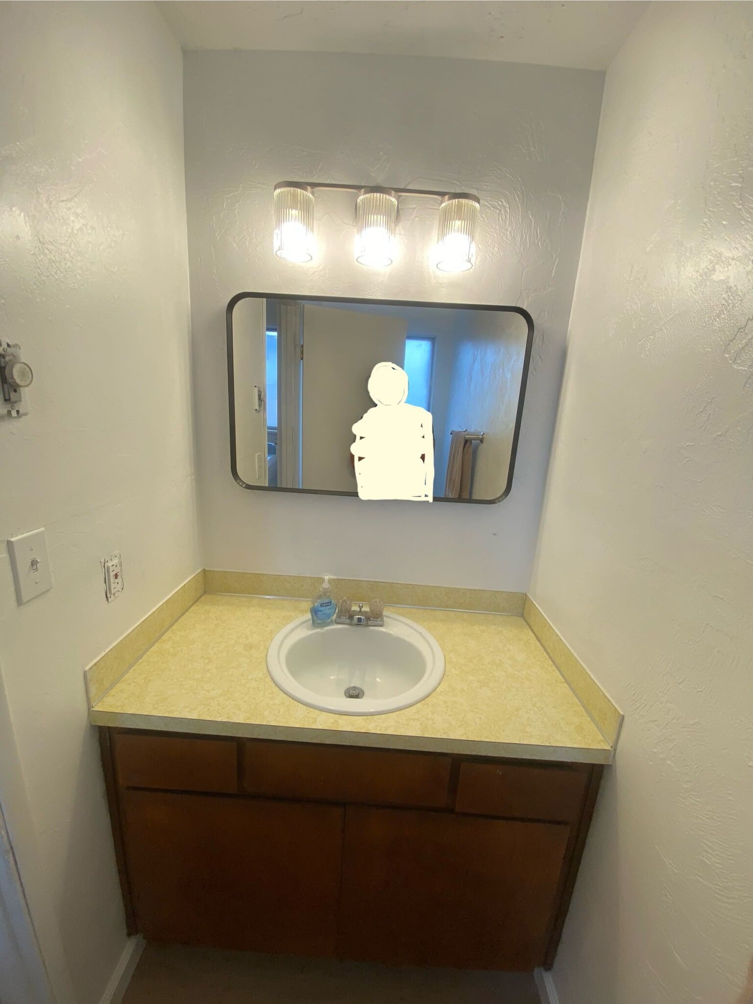 Downstairs Bathroom - 880 N Cloverleaf Loop