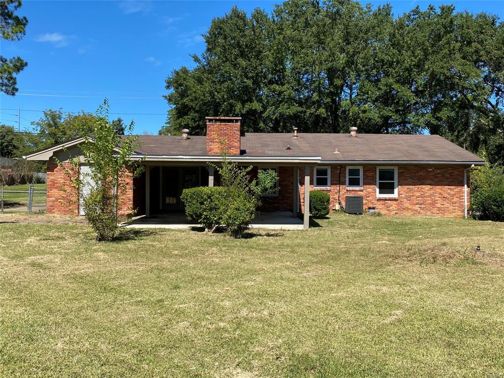 Building Photo - 3012 Lansdowne Dr