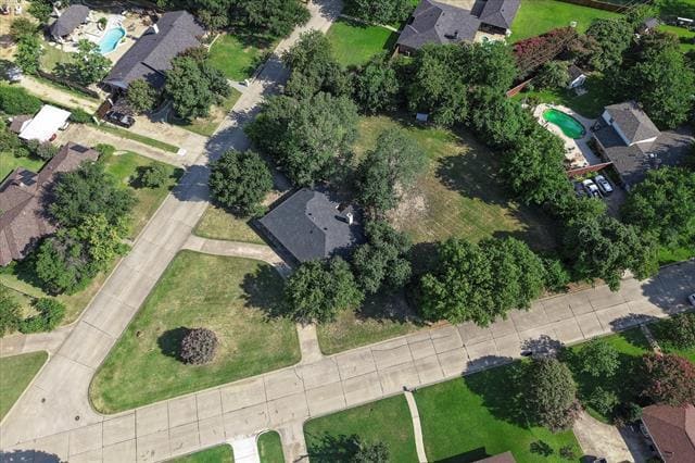 Building Photo - 201 Valley View Dr N