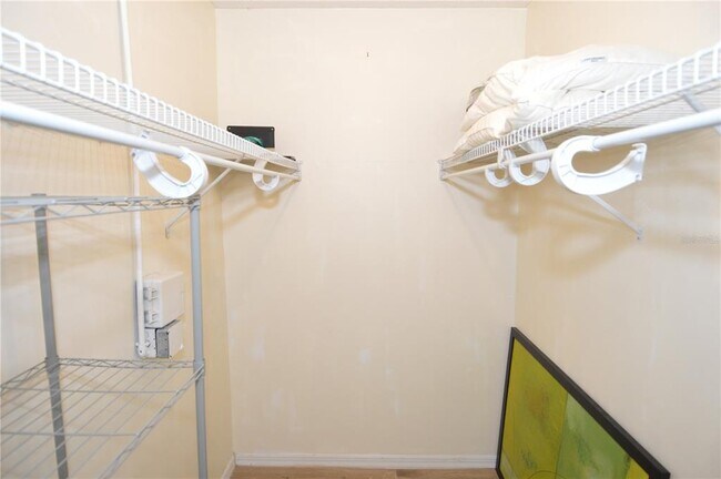 Building Photo - 3873 Pompano Dr SE