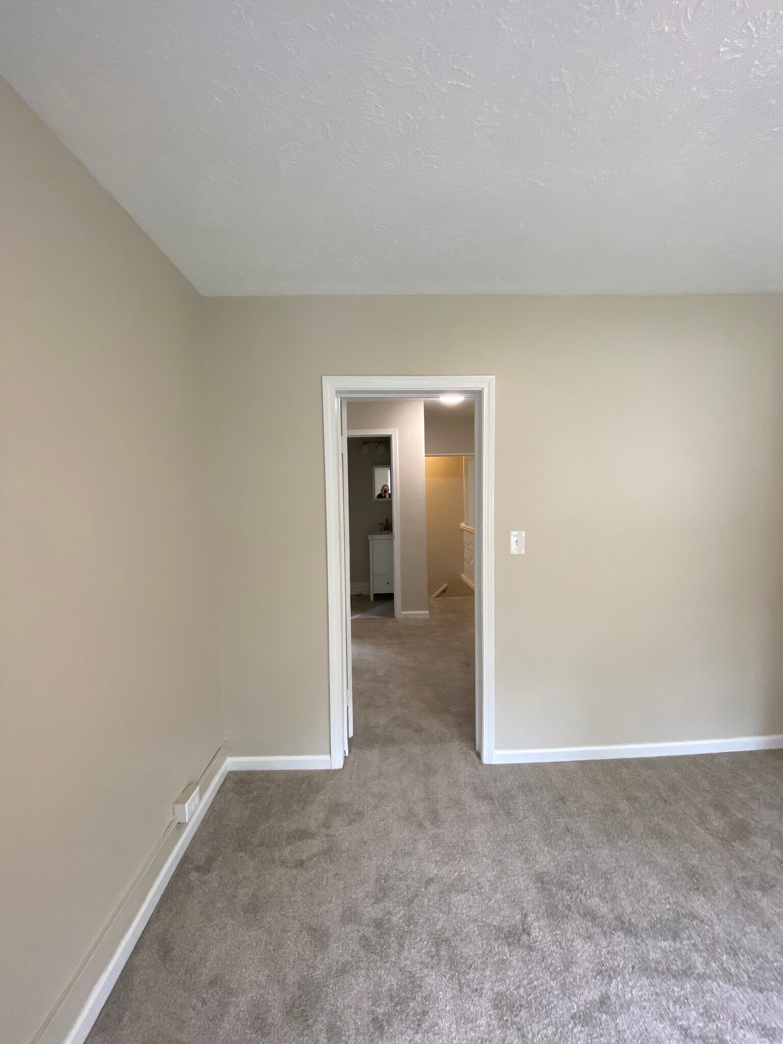 Building Photo - 642 Perrin Ave