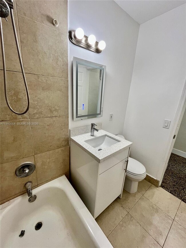 Building Photo - 200 Frow Ave