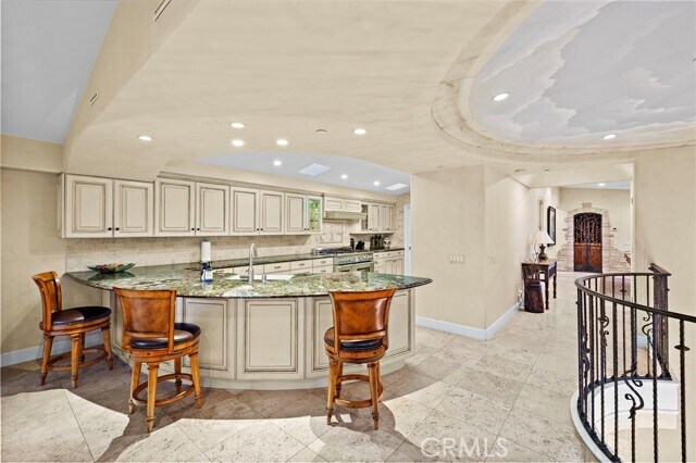 Building Photo - 900 E Balboa Blvd