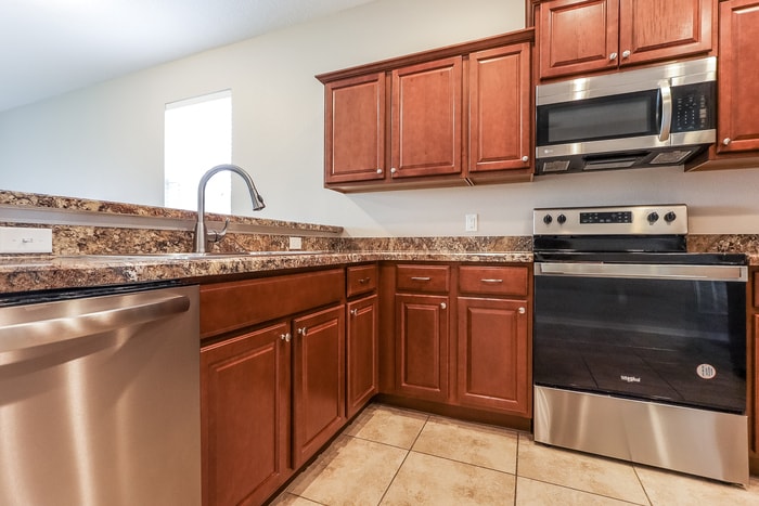 Building Photo - 30664 Satinleaf Run