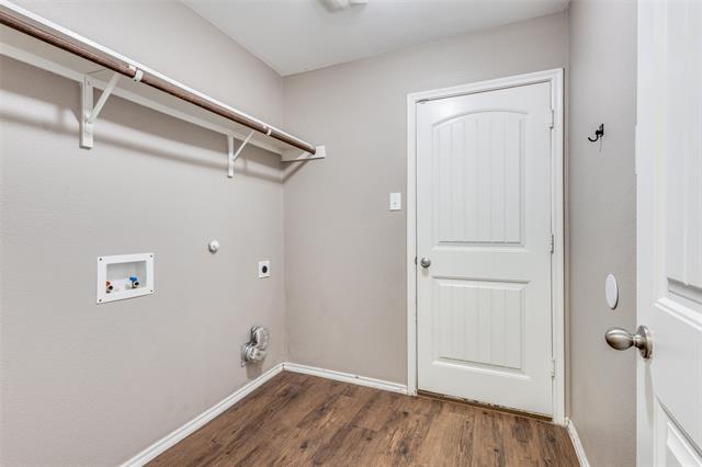 Building Photo - 1100 Cedar Hollow Dr