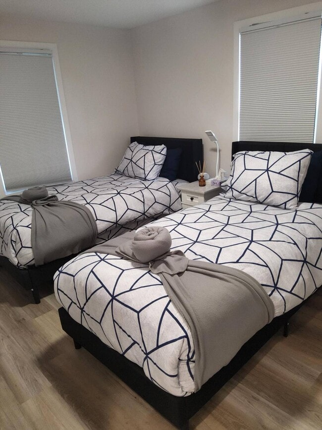 Building Photo - 13 Beth Mor Rd