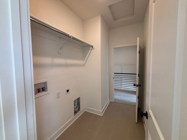 Building Photo - 3 BR/2.5BA | Newly Renovated Single Family Home | 2-Car Covered Parking | In Park Hill Schools