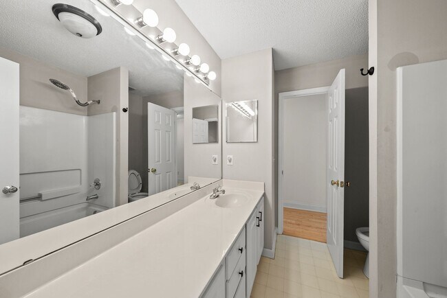 Building Photo - 3135 Lariat Ridge Dr