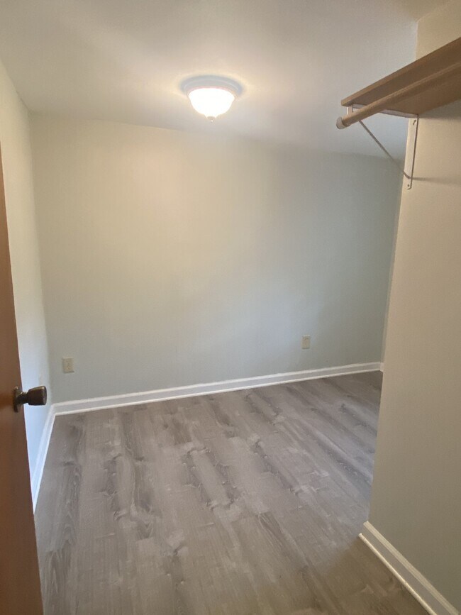 Building Photo - 1261 NY-7