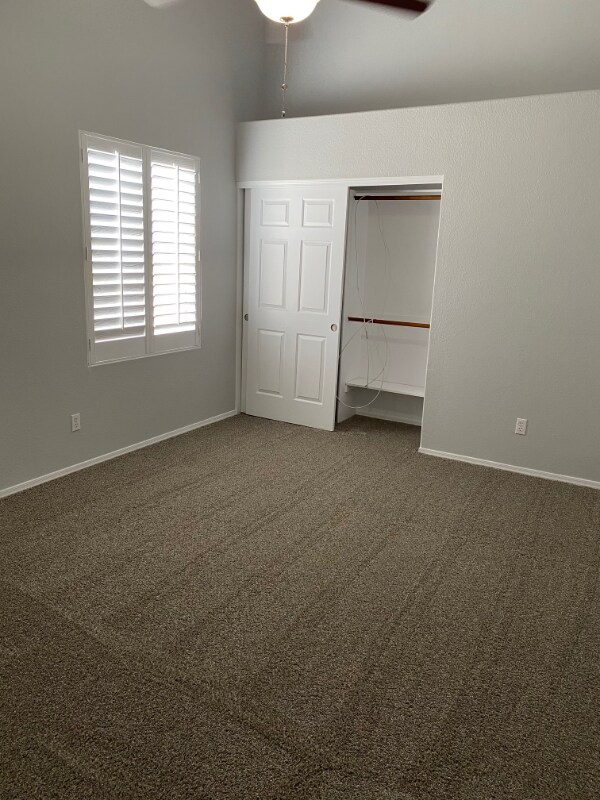 Building Photo - 3358 E Wickieup Ln