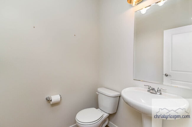 Building Photo - 24220 SE 258th Way